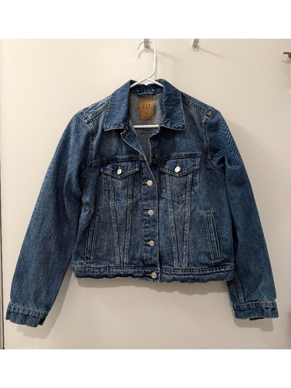 Gap Icon Denim Jacket – Size M – Medium Indigo (EUC)
